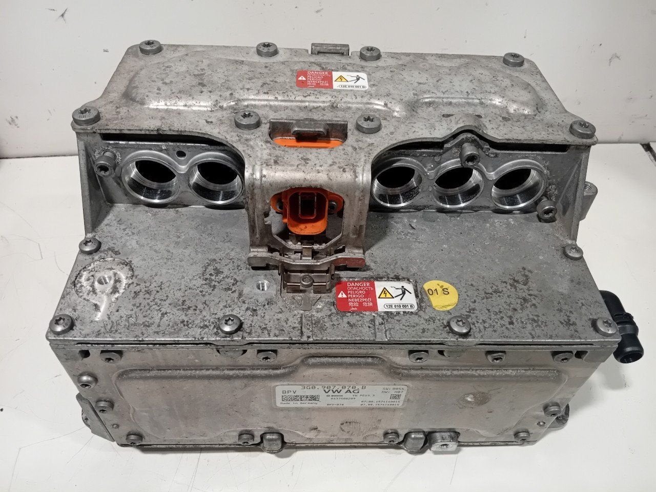 Converter Volkswagen Passat, Onderdelen@venauto.nl, Van der Ven Autorecycling B.V., Gebruikt, Ettenseweg 76, 4706 PB Roosendaal, The Netherlands