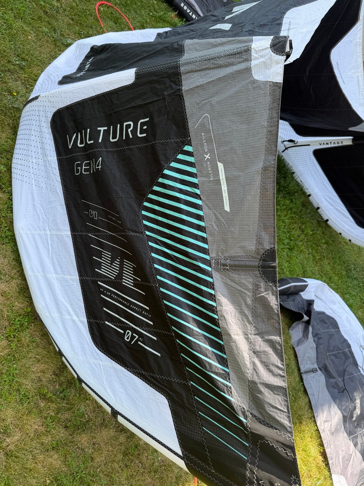 Kite Vantage Vulture Gen4 - Top Kitesurf Kite, Watersport en Boten, Geen board, Ophalen of Verzenden, Zo goed als nieuw, Kite