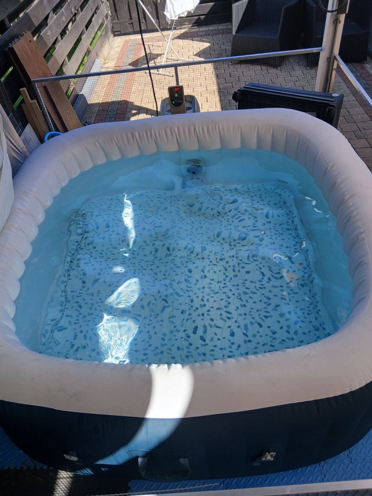 Lay-Z-Spa Ibiza opblaasbare jacuzzi met afdekzeil, Ophalen of Verzenden, Zo goed als nieuw, Afdekzeil, Opblaasbaar