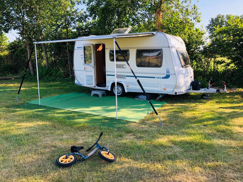 Fendt saphir 420 uit 2010: topcaravan!, Caravans en Kamperen, Caravans, Disselslot, Treinzit, Particulier, Fendt