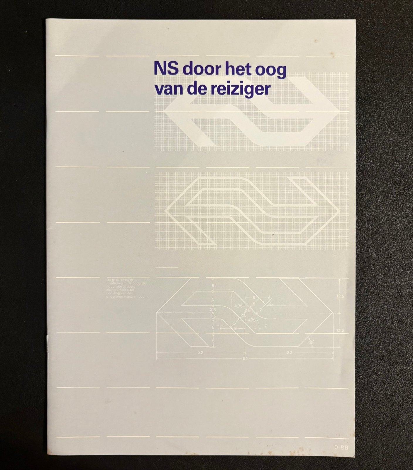 Brochure NS ‘NS door het oog van de reiziger’ (1985), Ophalen of Verzenden, Zo goed als nieuw, Trein, Boek of Tijdschrift