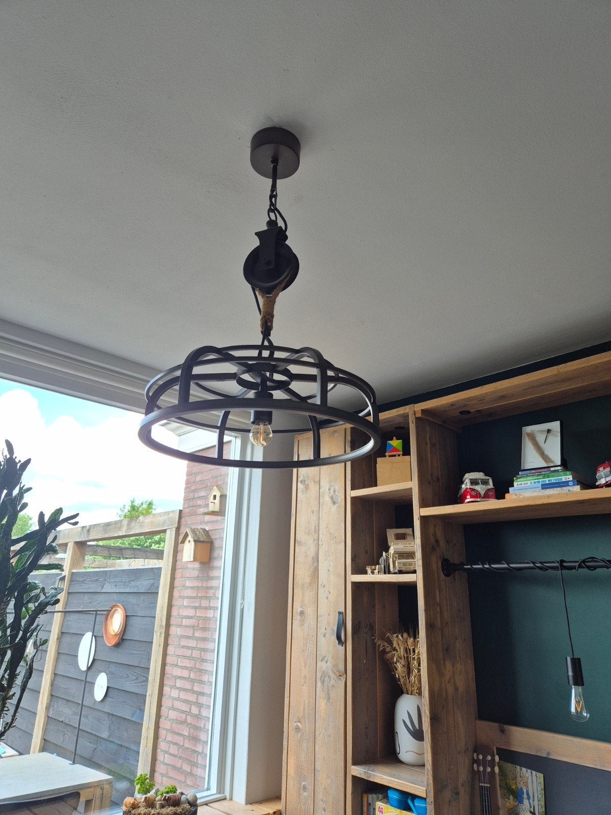 Zwarte hanglamp aan katrol diameter 47cm van Qazqa, Ophalen of Verzenden, Zo goed als nieuw