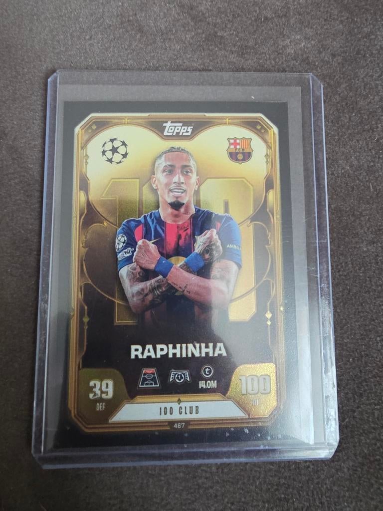 Topps Match Attax 25/26 Raphinha 100 Club, Ophalen of Verzenden, Zo goed als nieuw, Plaatje
