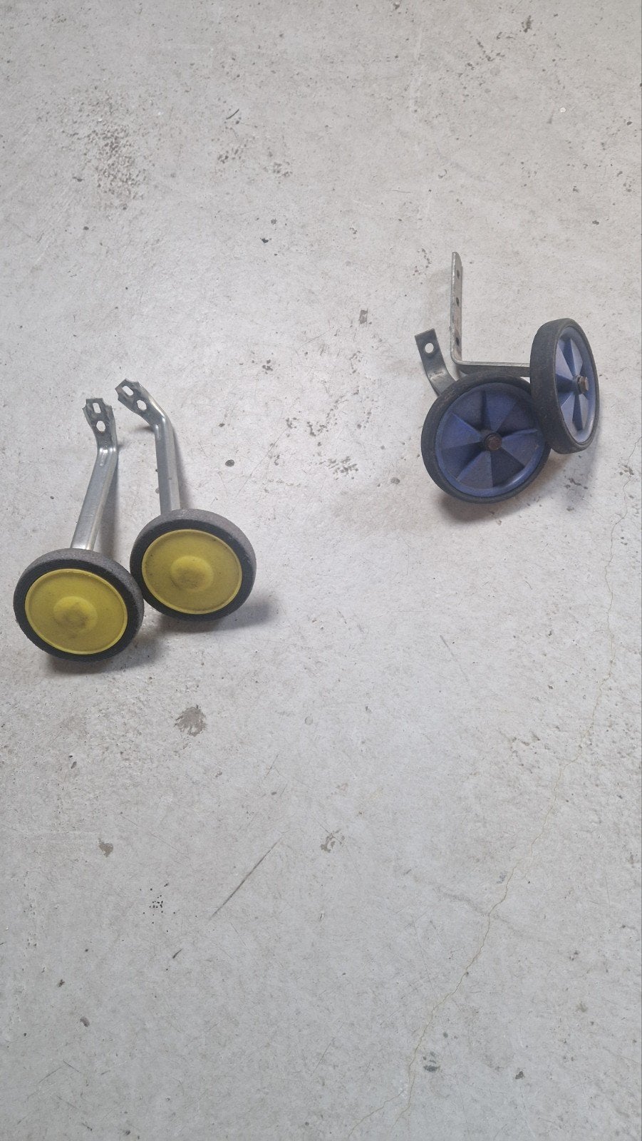 2 Setjes zijwieletjes, Ophalen, Nieuw, 80 kg of meer