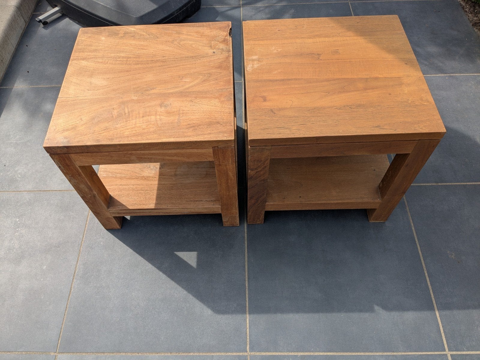 2  stuks teakhouten tafels, Tuin en Terras, Ophalen of Verzenden, Vierkant, Teakhout