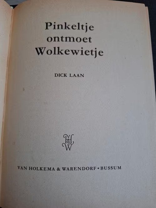 Boek Pinkeltje ontmoet Wolkewietje h, Boeken, Ophalen of Verzenden, Gelezen, Dick Laan, Fictie algemeen