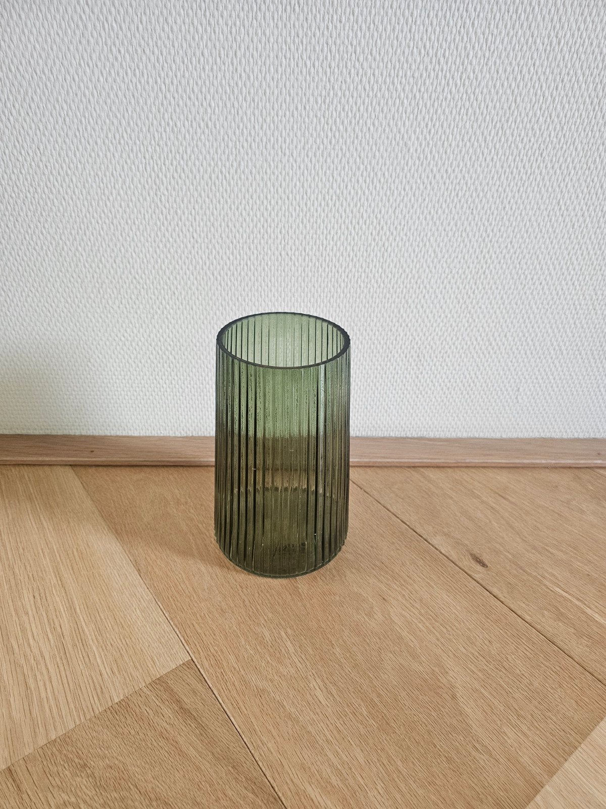 groene glazen vaas, Ophalen, Zo goed als nieuw, Groen, Glas