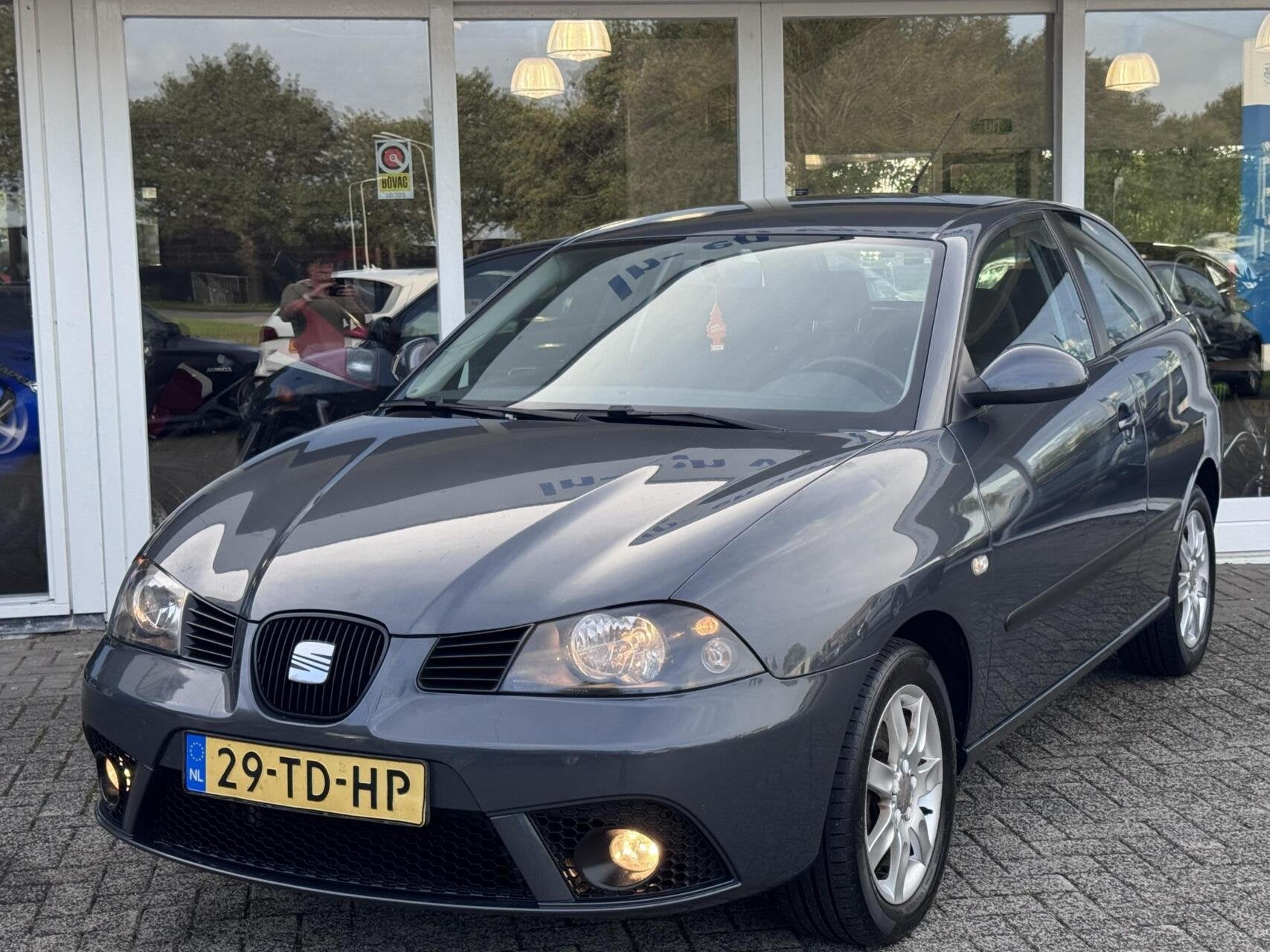 Seat Ibiza 1.4-16V 100pk, Sensation,Clima,Cruise,Radio/cd,Lm, Auto's, Voorwielaandrijving, Zwart, 4 cilinders, Ibiza