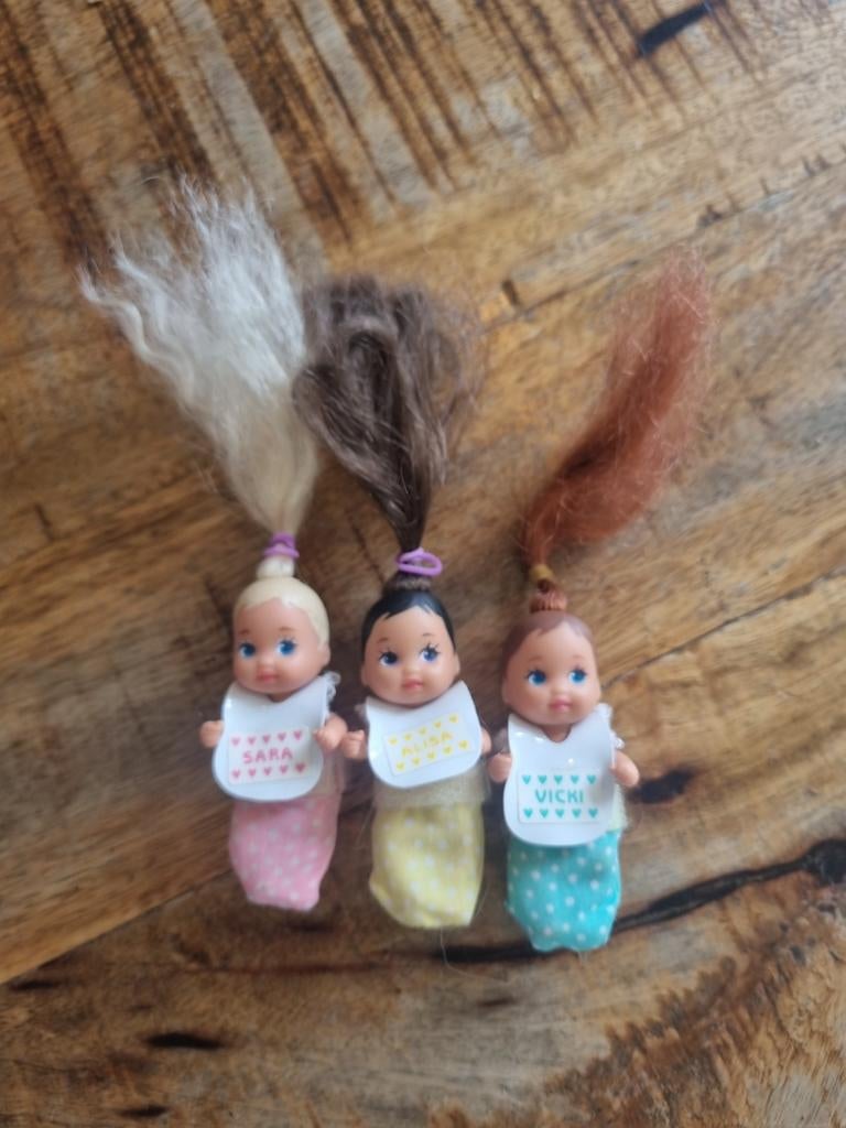 3 kleine babypopjes met accessoires, Ophalen of Verzenden, Gebruikt, Babypop