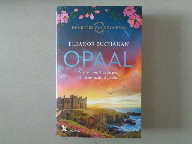 Opaal - Eleanor Buchanan / Dochters van de oceaan, Europa overig, Eleanor Buchanan, Ophalen of Verzenden, Zo goed als nieuw
