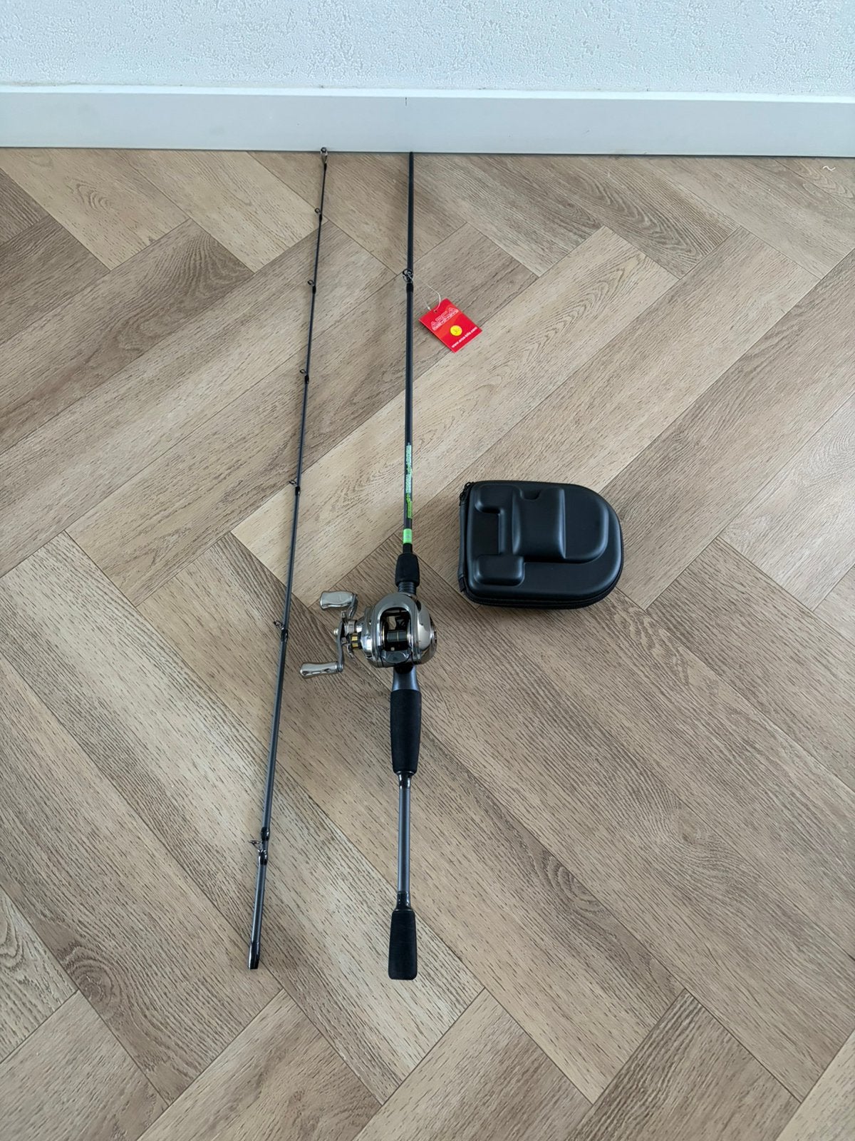 Compleet reel setje, Watersport en Boten, Hengelsport | Roofvissen, Ophalen of Verzenden, Nieuw, Complete set