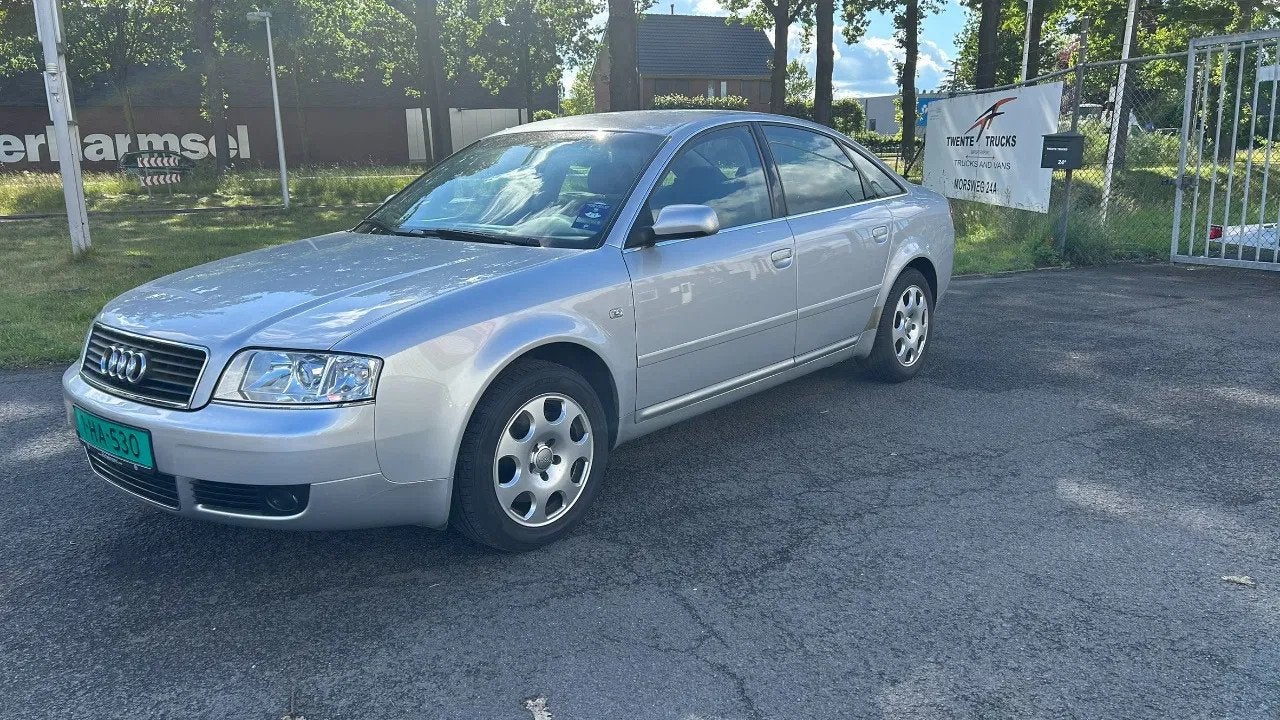 Audi 2.4 Benzine V6 (bj 2002), Auto's, Audi, Gebruikt, Overige carrosserieën, Overige brandstoffen, Bedrijf