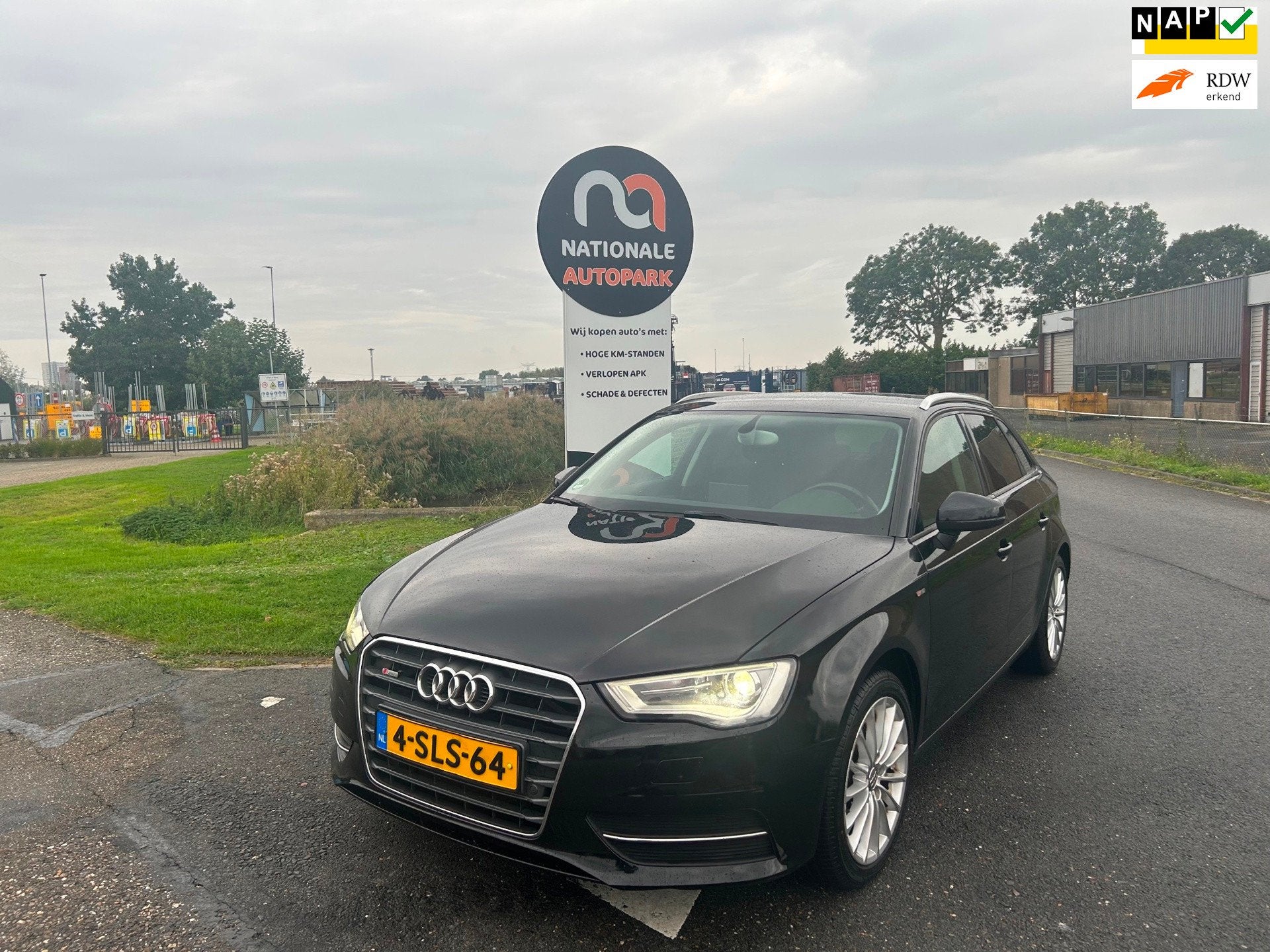 Audi A3 Sportback 1.6 TDI Attraction Pro Line Plus | 2013 |, Auto's, Euro 5, Gebruikt, 4 cilinders, Zwart