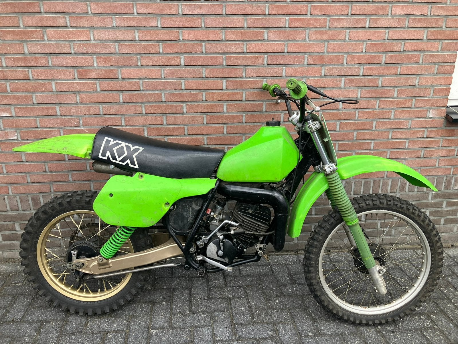 KAWASAKI KX 125 TWINSHOCK-LUCHTGEKOELDE CROSSER, Motoren, Motoren | Oldtimers, Gebruikt, Handgeschakeld, 1 cilinder, Crossmotor