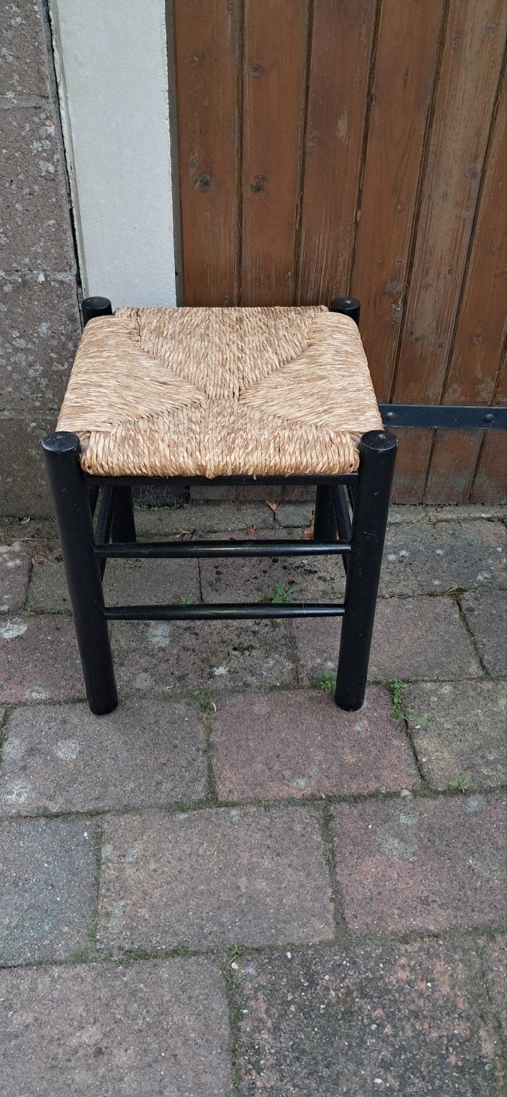 Zwarte rieten kruk, Ophalen, Gebruikt, Hout