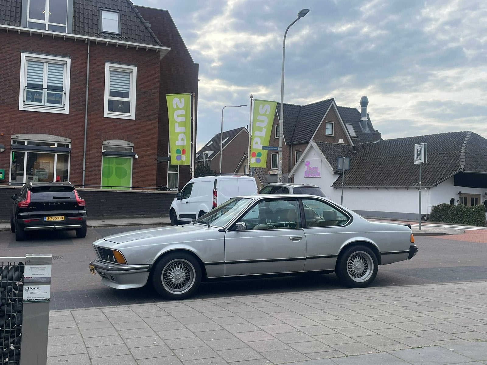 BMW E24 635csi zeldzame m90 motronic uitvoering, foto 5