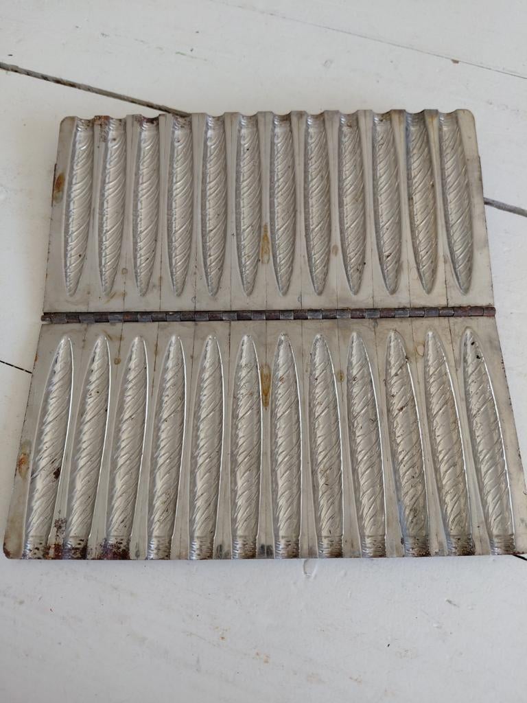 Oude zware Mal gebruikt voor chocolade sigaren, Gebruikt, ., Ophalen of Verzenden, .