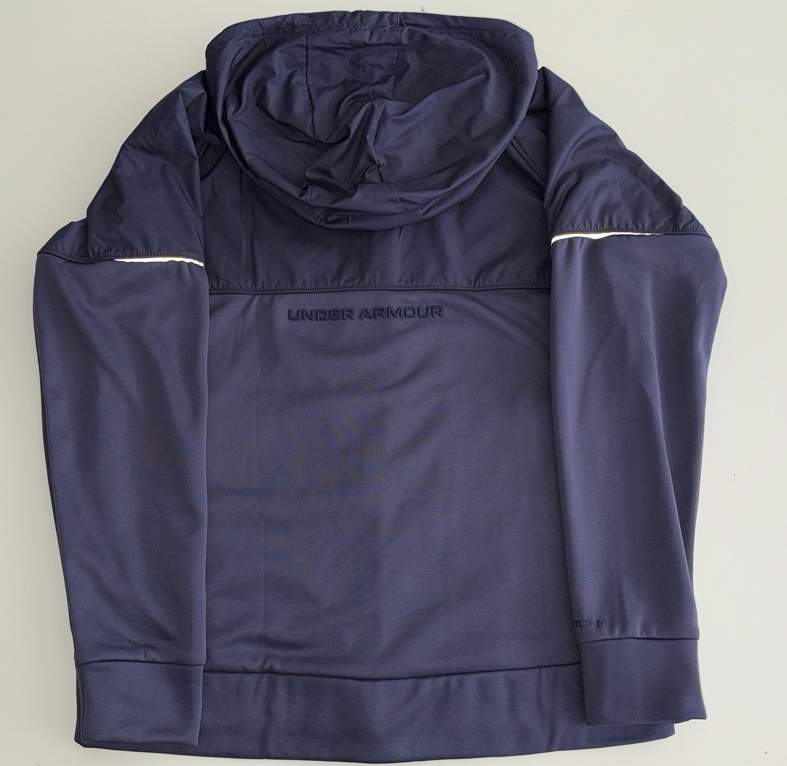Under Armour Vest/Jas Maat M - ongedragen met label!, Ophalen of Verzenden, Zo goed als nieuw, Algemeen, Maat 48/50 (M)