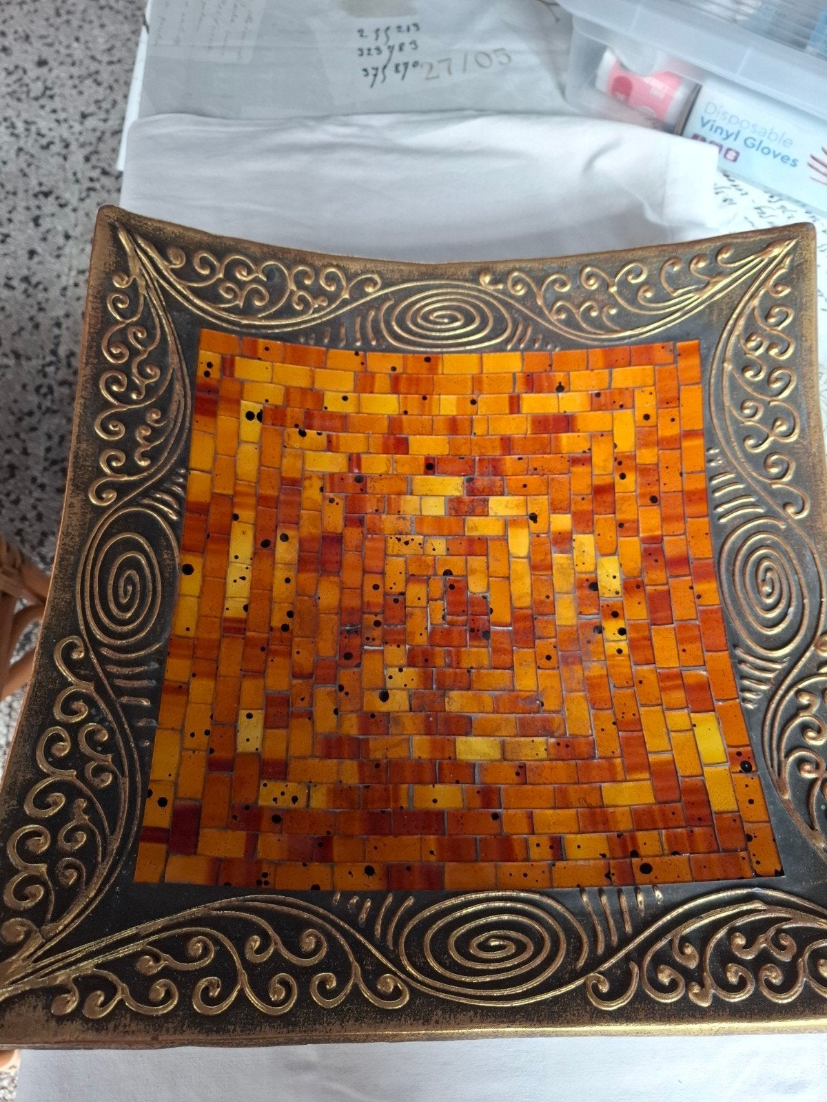 Decoratieve schaal 40x40 cm van steen met mozaïek, Huis en Inrichting, Woonaccessoires | Schalen en Manden, Ophalen