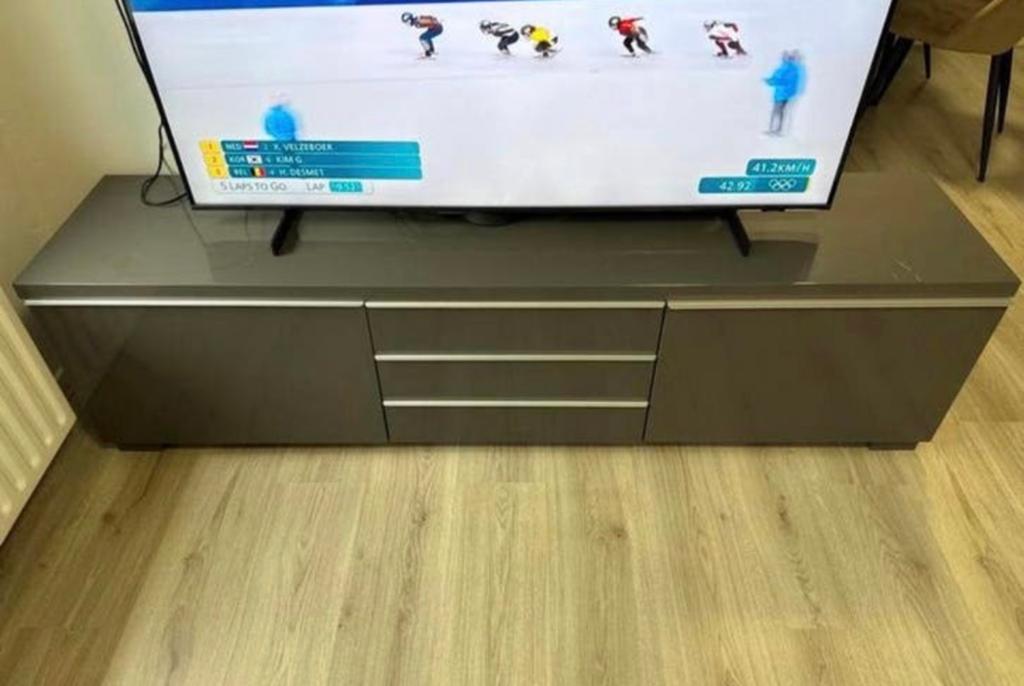 Ikea Besta Burs TV meubel grijs hoogglans (180x40x48 cm), Ophalen, Gebruikt, 150 tot 200 cm, Minder dan 100 cm
