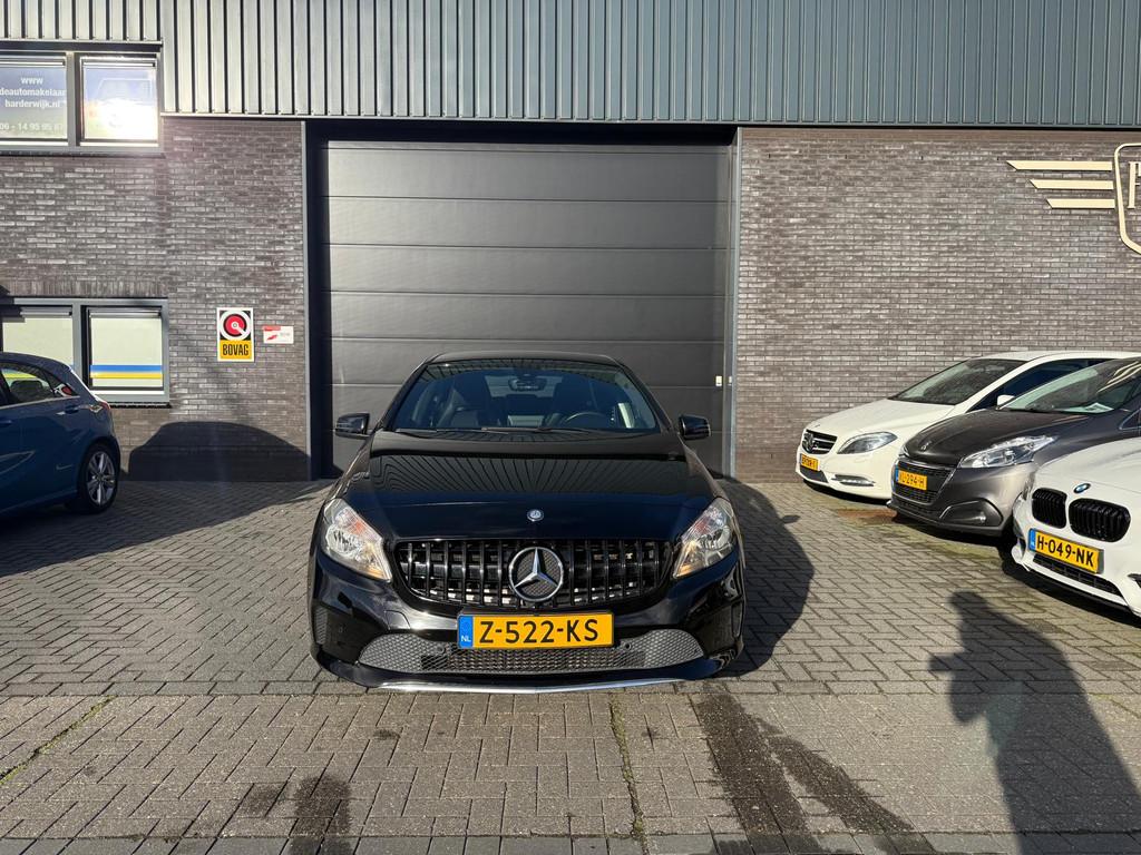 Mercedes-Benz A-Klasse 200 Prestige | 1E EIGENAAR | 12MND GA, Auto's, Mercedes-Benz, Voorwielaandrijving, Stof, Gebruikt, Zwart