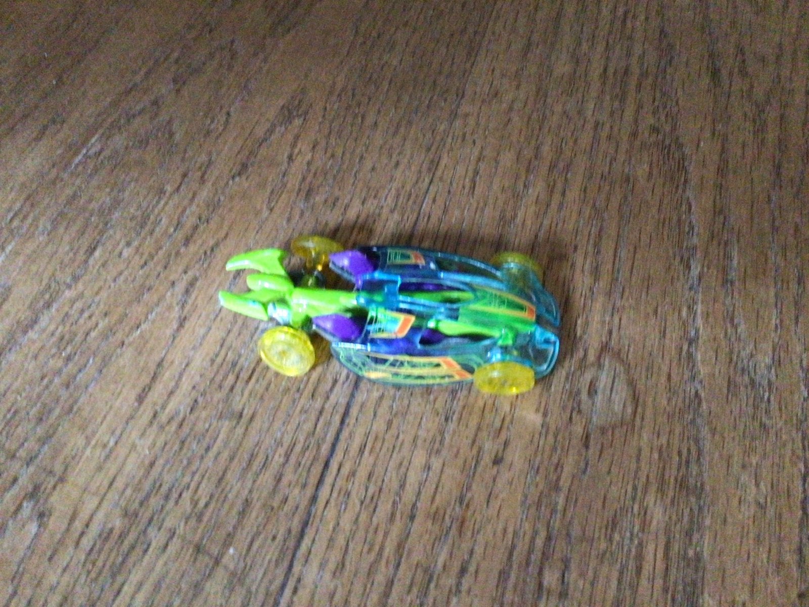 Hot Wheels Transparante Raceauto Groen/Paars, Kinderen en Baby's, Speelgoed | Speelgoedvoertuigen, Ophalen of Verzenden, Gebruikt