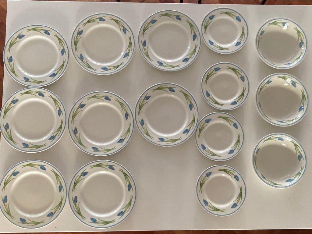 Marjolein Bastin servies 18 delig, Ophalen, Zo goed als nieuw, Bord(en), Overige stijlen