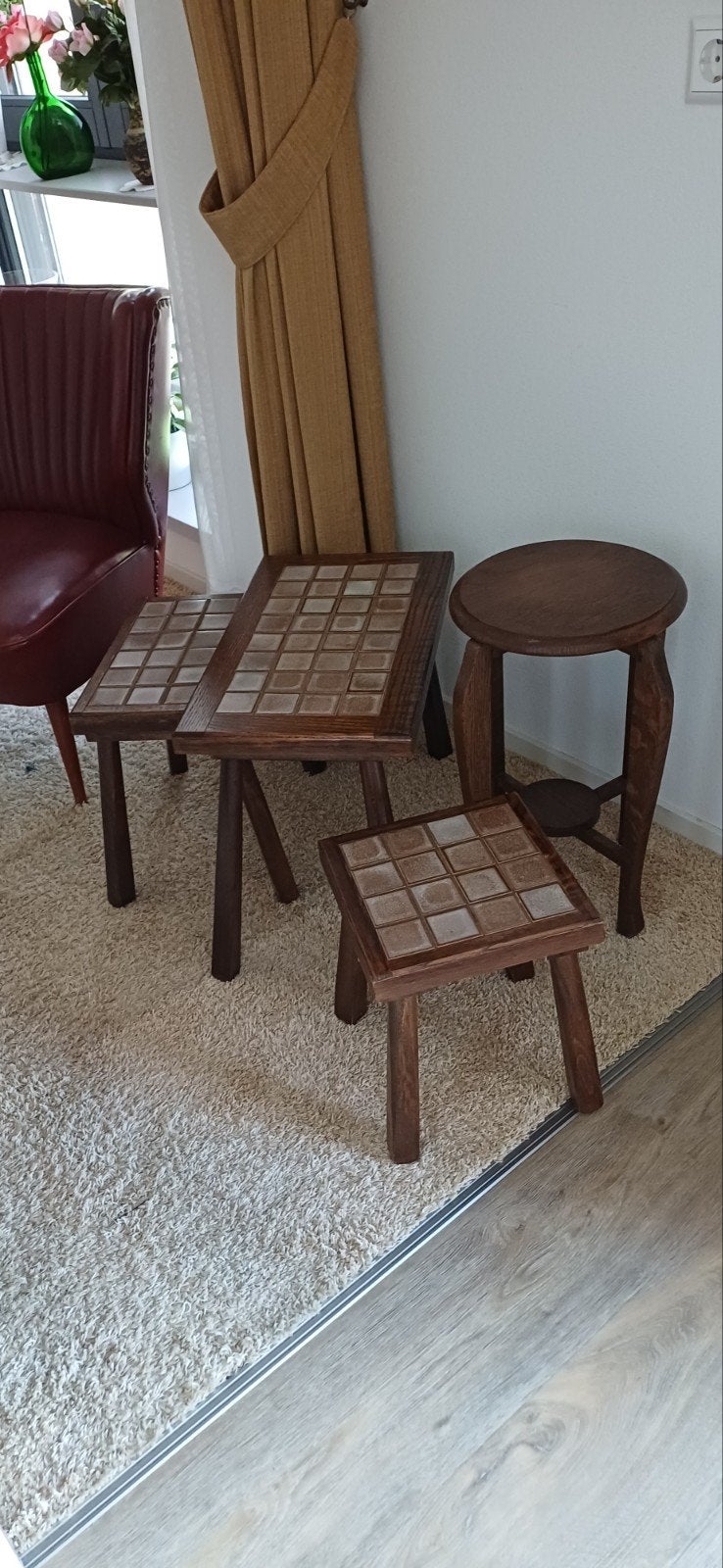 Diverse kleine bijzettafeltjes, gratis op te halen, Ophalen, Rond, Minder dan 55 cm