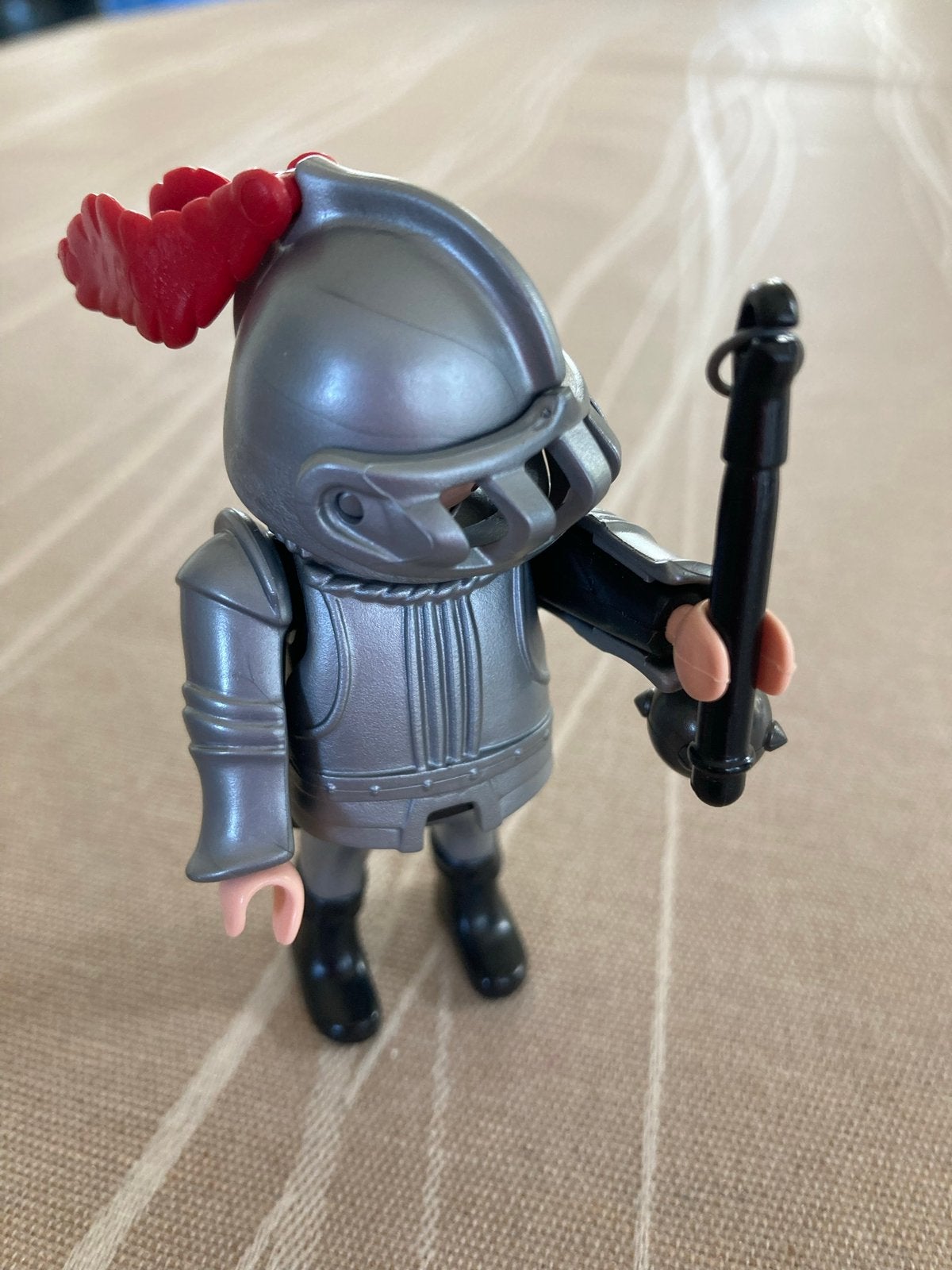Foto 2 van Playmobil ridder met goedendag.
