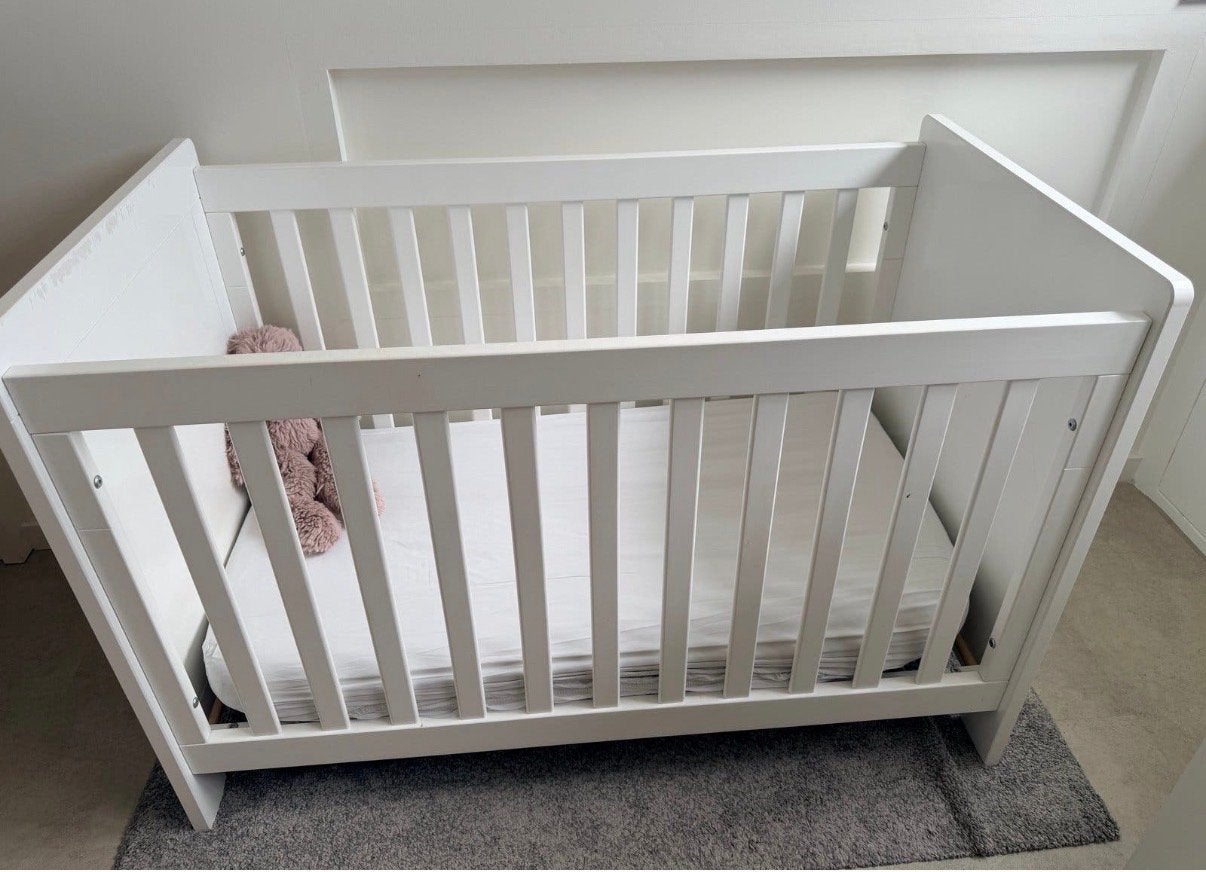 Bopita babykamer: ledikant en commode, Ophalen of Verzenden, Zo goed als nieuw, Ledikant
