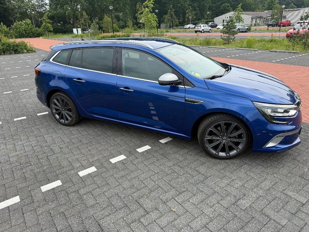 Renault Mégane  GT- Line  1.6 dCi 130pk 320NM, Voorwielaandrijving, Stof, 4 cilinders, 1850 kg