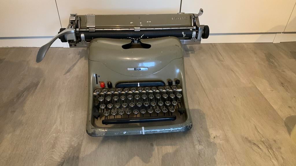 Antieke Olivette M80 typemachine, Diversen, Typemachines, Ophalen, Gebruikt