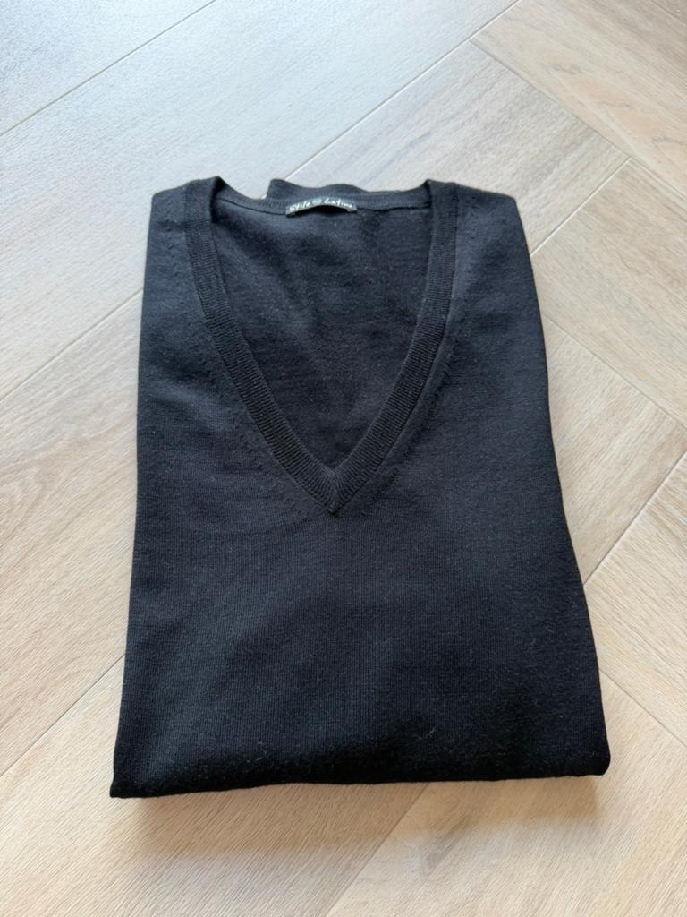 Trui met v-hals Stille Latino made in Italy zwart mt54, Ophalen of Verzenden, Zo goed als nieuw, Maat 52/54 (L), Zwart