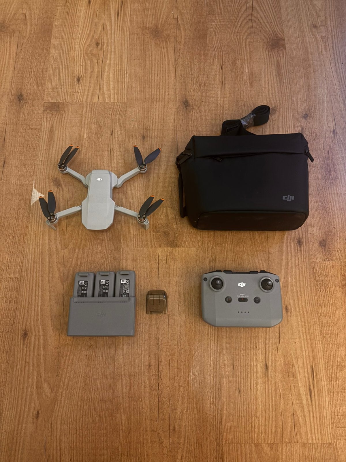 DJI Mini 2  4k    Fly more combo, Ophalen of Verzenden, Zo goed als nieuw
