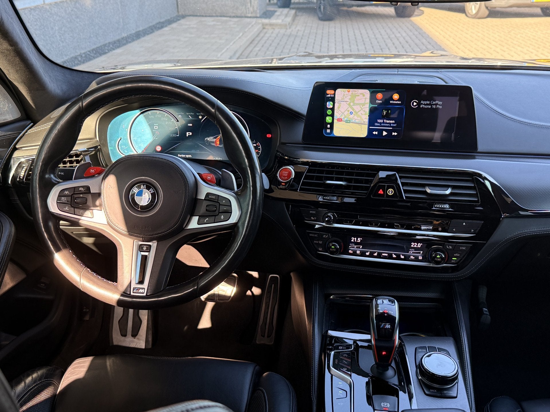 BMW 5 Serie M5 | B&W | Head-Up | Memory | Carbon | 360 | Rea, Auto's, Automaat, Gebruikt, 2000 kg, Bedrijf