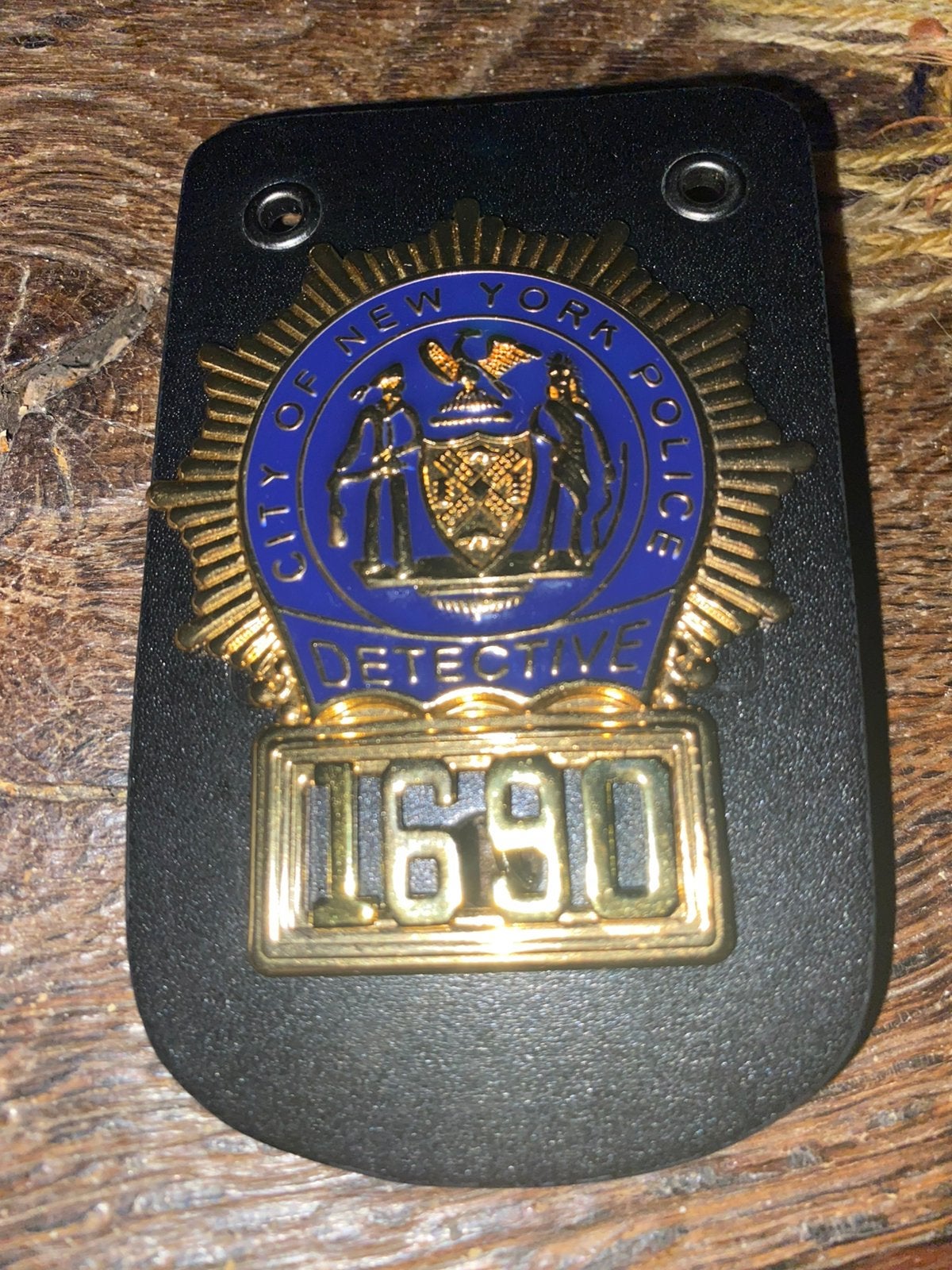 Police badge New York City politie met leren holder, Ophalen of Verzenden, Overige soorten, Embleem of Badge