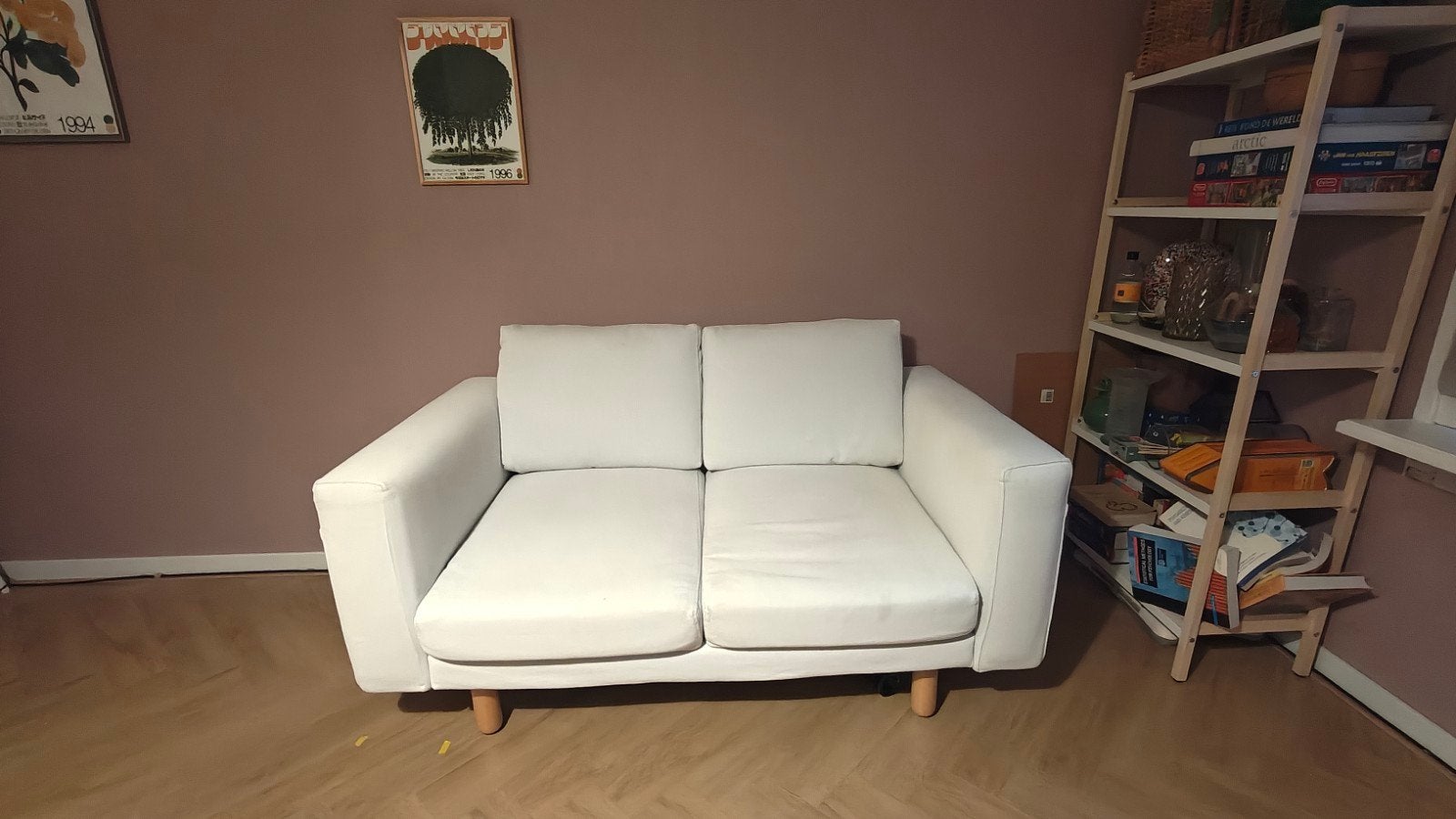 Ikea Norsborg Finsta Wit Bank met Berken Poten, Huis en Inrichting, Banken | Sofa's en Chaises Longues, Ophalen, Gebruikt, 150 tot 200 cm