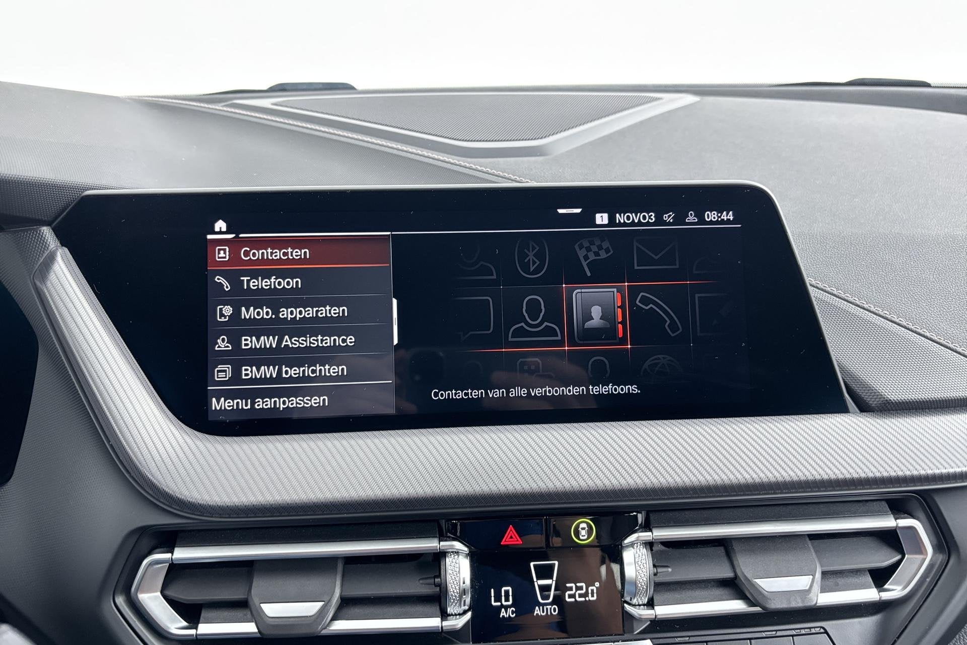Foto 7 van BMW 1-serie 120i Business Edition Plus Sportief karakter met