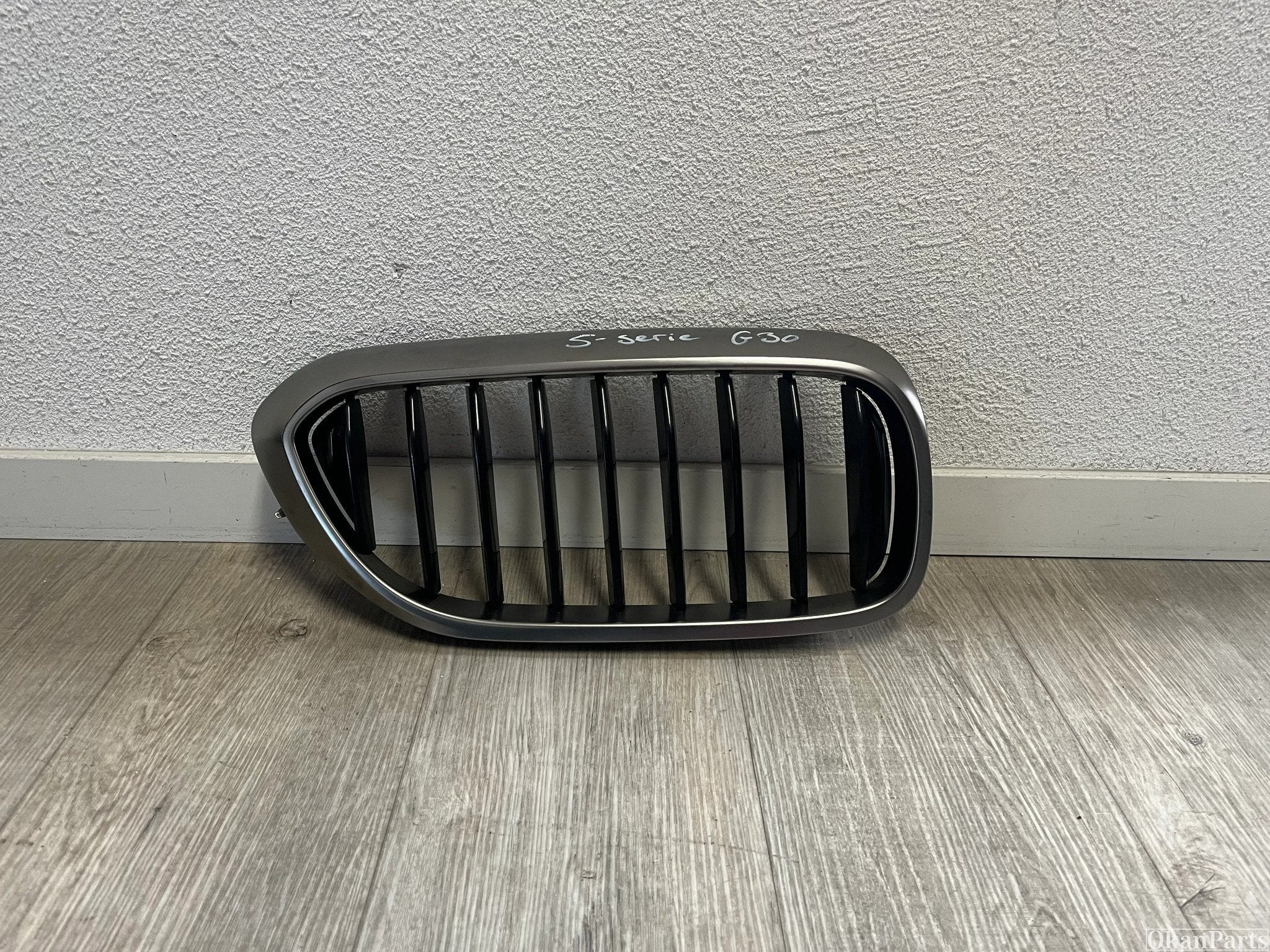 BMW 5-Serie G30 G31 Luxery Line Linker Grill Links 7390866, Ophalen of Verzenden, Gebruikt, Voor, BMW