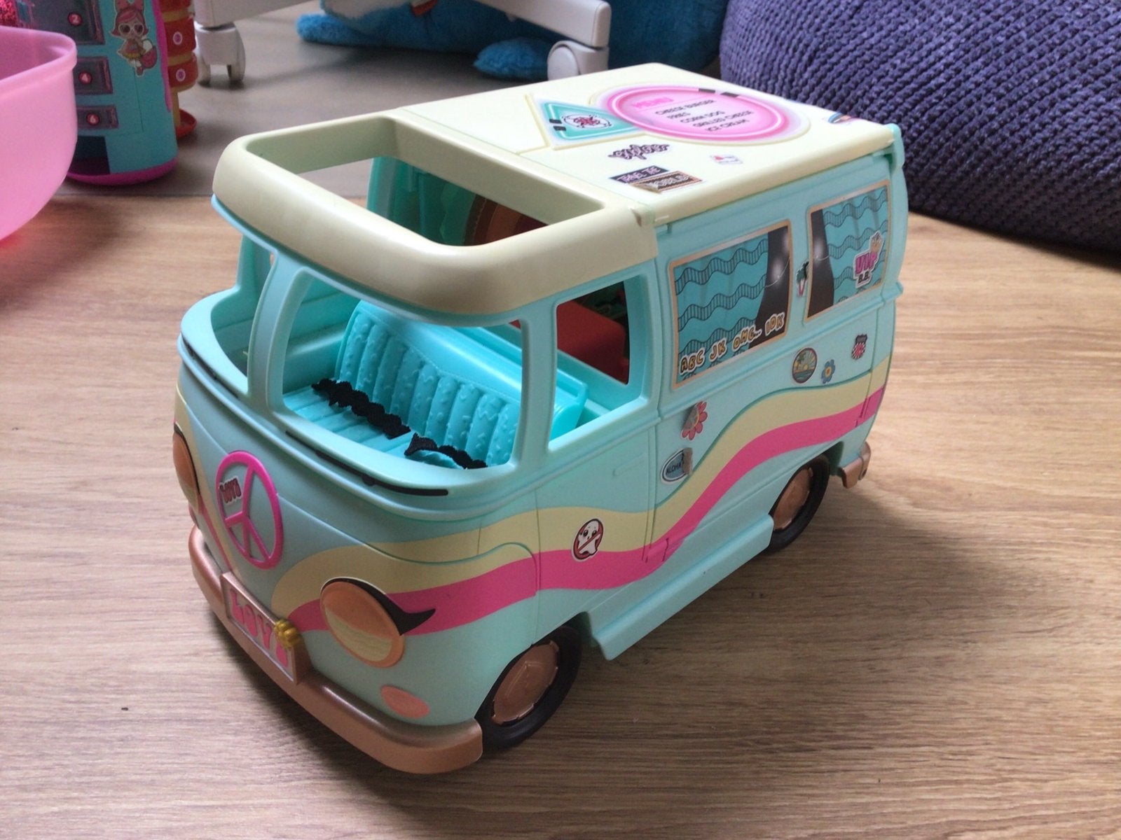 L.O.L. Surprise! Volkswagen bus, Ophalen of Verzenden, Zo goed als nieuw