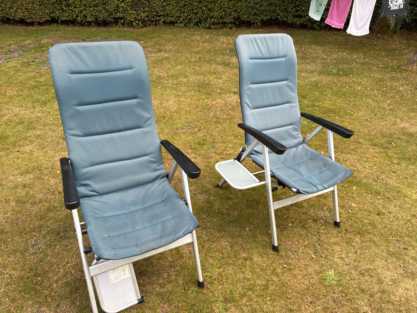 2x Comfortabele campingstoelen met zij tafeltje, Caravans en Kamperen, Kampeermeubelen, Ophalen, Gebruikt, Campingstoel