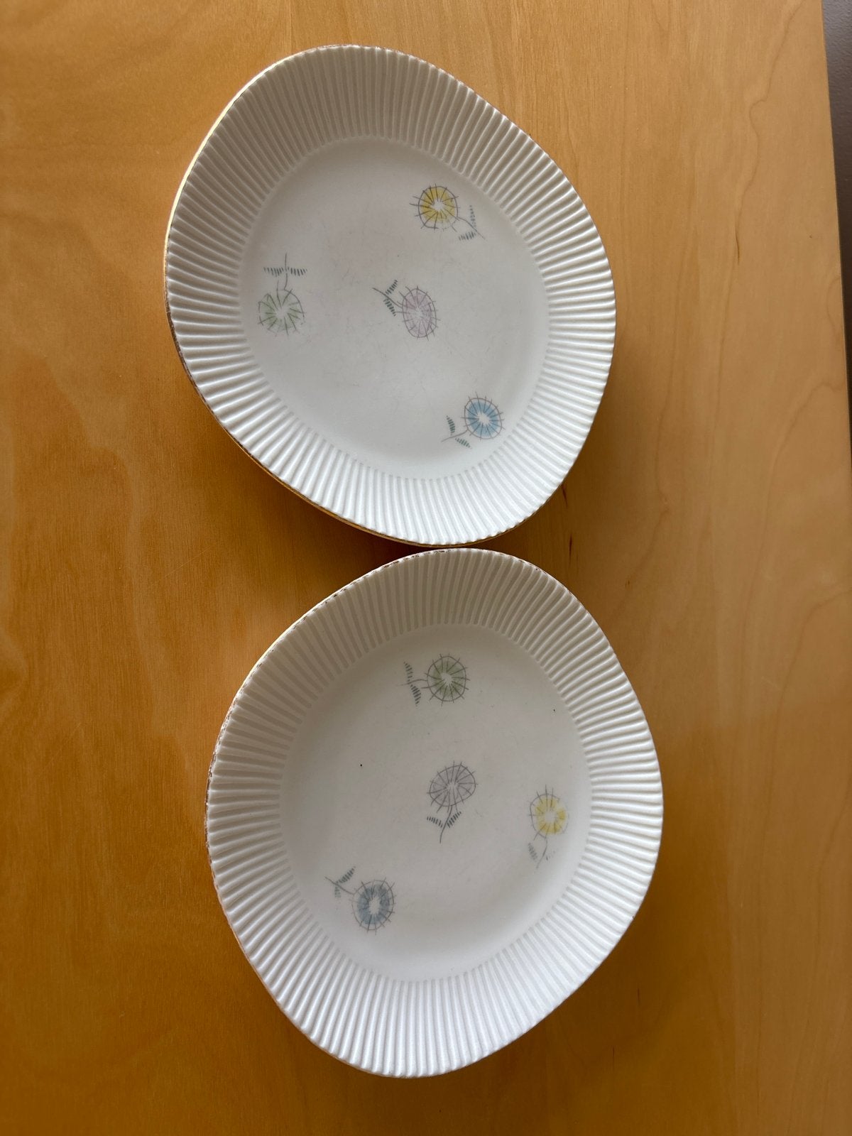 Twee vintage gebaksbordjes, 15 cm, Made in Poland, Antiek en Kunst, Ophalen of Verzenden
