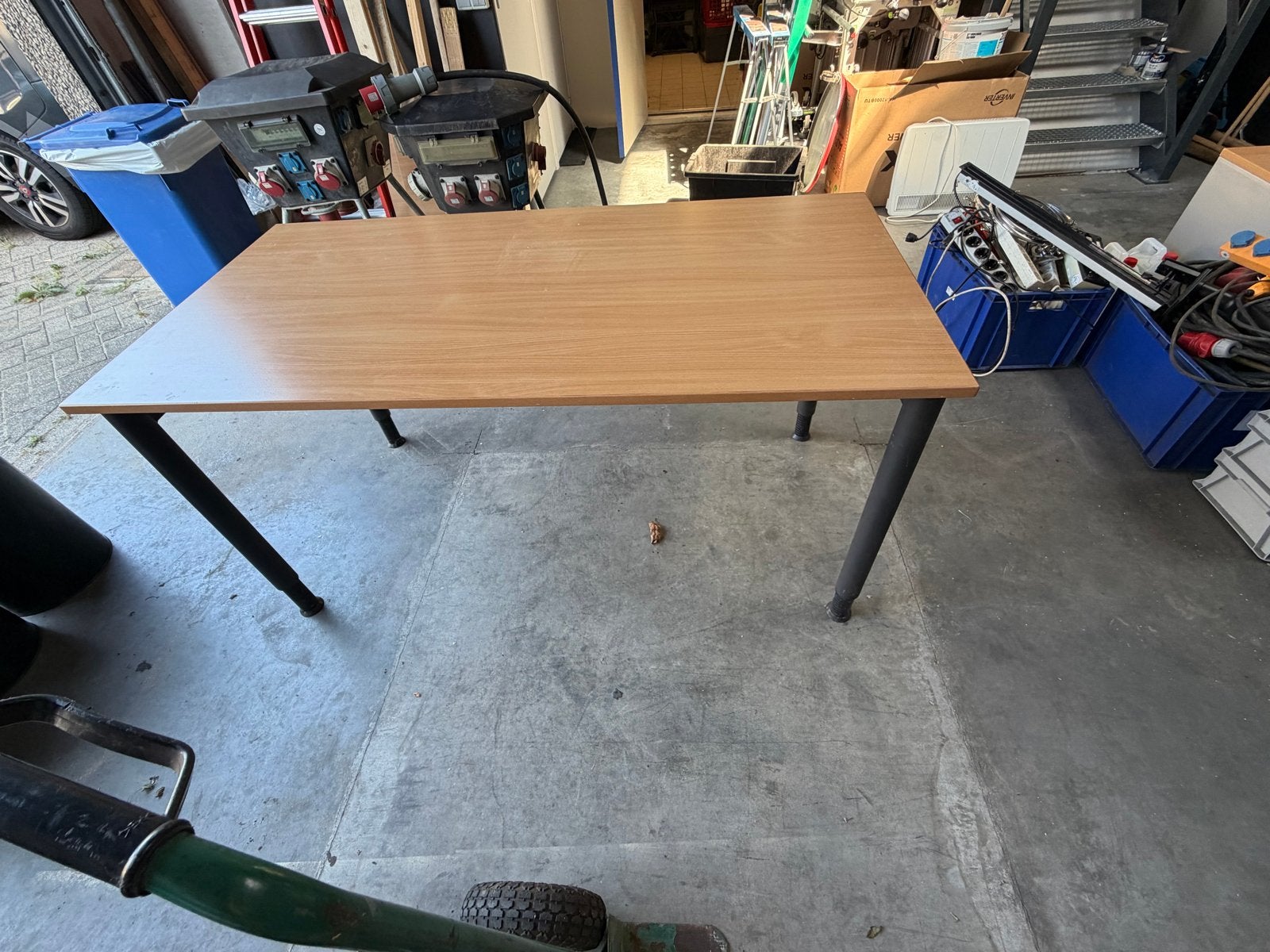 Ruime tafel/bureau 80x160 cm - Ideaal voor werk of studie, Huis en Inrichting, Bureaus, Ophalen, Gebruikt, Hout