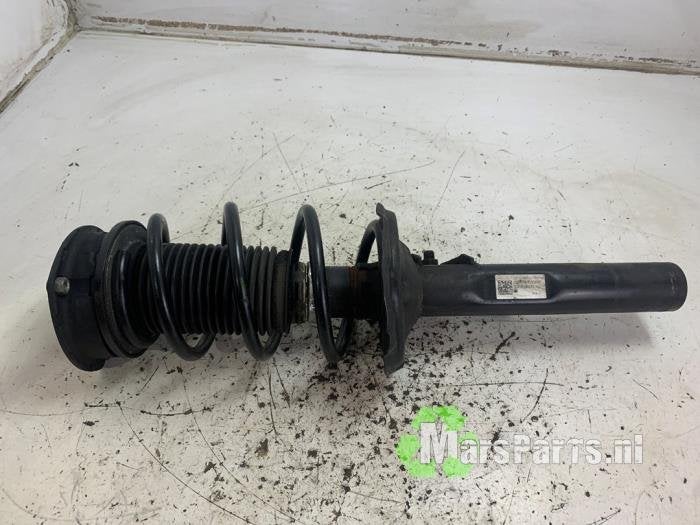 Schokdemperpoot rechts-voor van een Volkswagen Golf, Gebruikt, -, Volkswagen, -