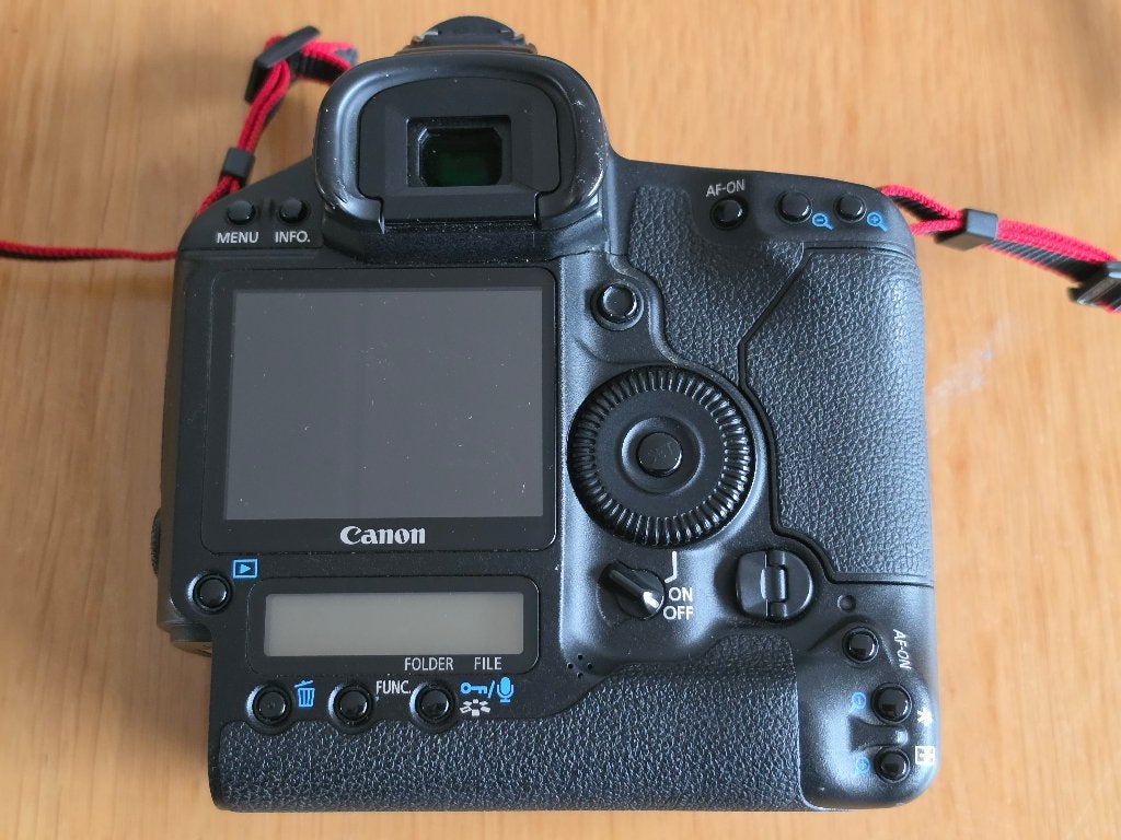 Foto 13 van Canon EOS-1D mark III