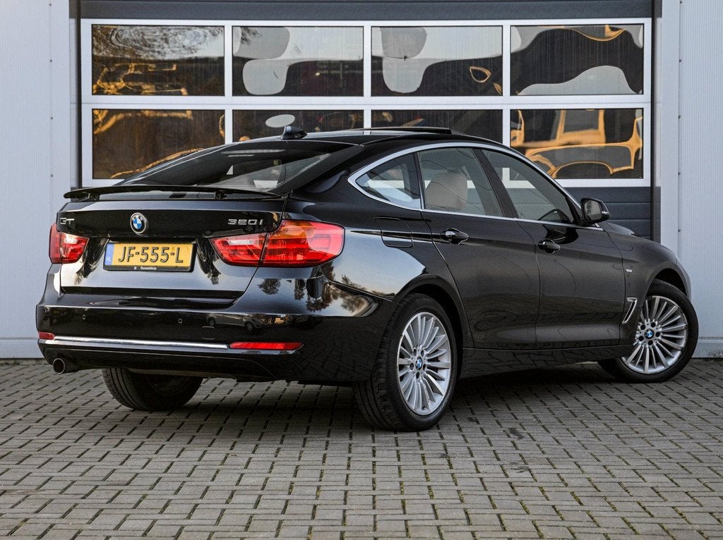 BMW 3-serie Gran Turismo 320i High Executive | Automaat | Pa, Auto's, Automaat, Achterwielaandrijving, Gebruikt, 4 cilinders
