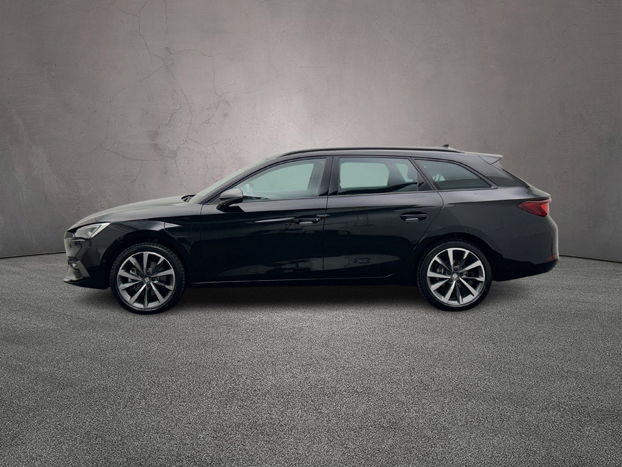 SEAT Leon Sportstourer, Auto's, Euro 6, 4 cilinders, 1700 kg, Te koop