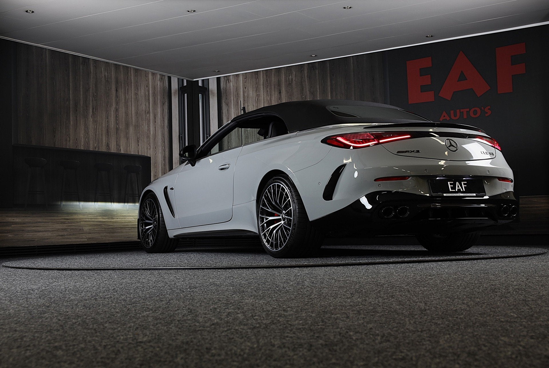 Mercedes-Benz CLE Cabriolet AMG 53 4MATIC+ / Performance Sto, Auto's, Automaat, Dealer onderhouden, Gebruikt, Zwart