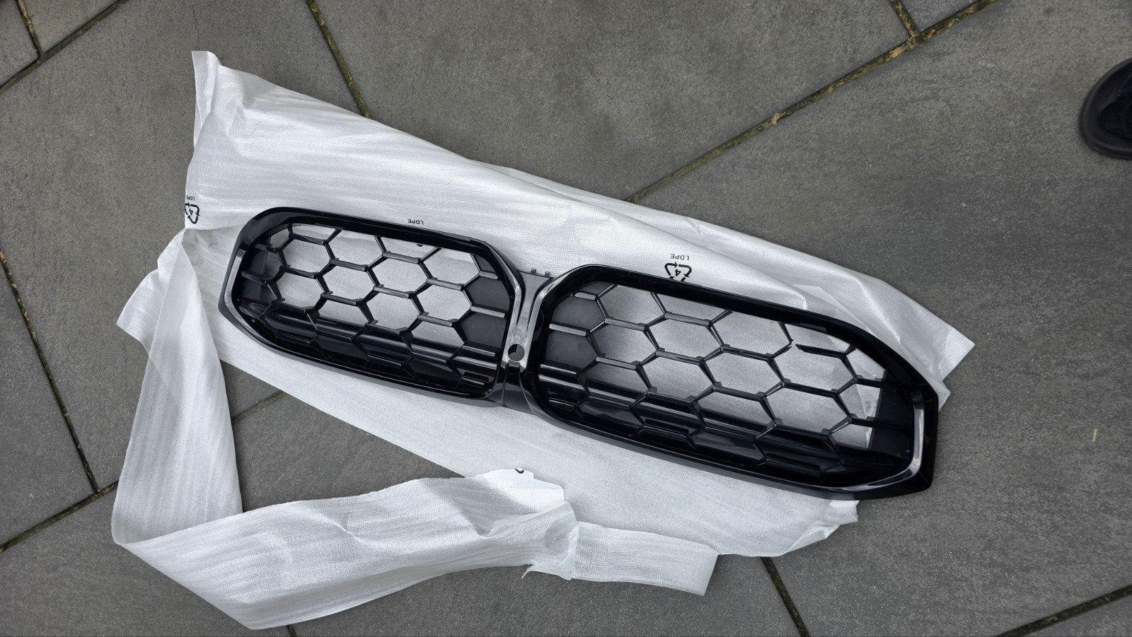 M340i 2024 Grill Zwart, Gebruikt, Voor, Ophalen of Verzenden, Bumper