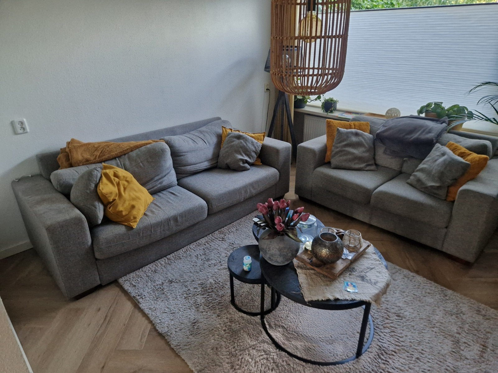 Grijze stoffen banken set (2-zits en 2,5-zits), Huis en Inrichting, Banken | Bankstellen, Ophalen, Gebruikt, 75 tot 100 cm, Rechte bank